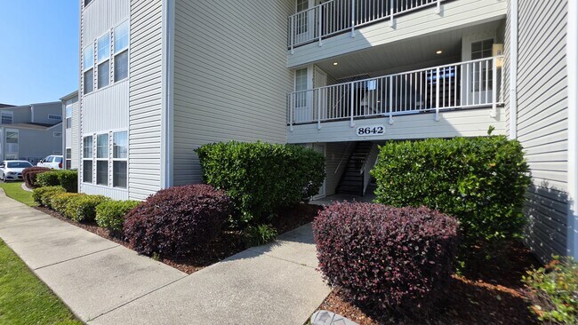 Foto del edificio - 8642 South Bridge Dr