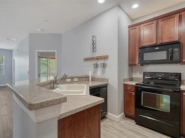 Foto del edificio - 7983 Limestone Ln