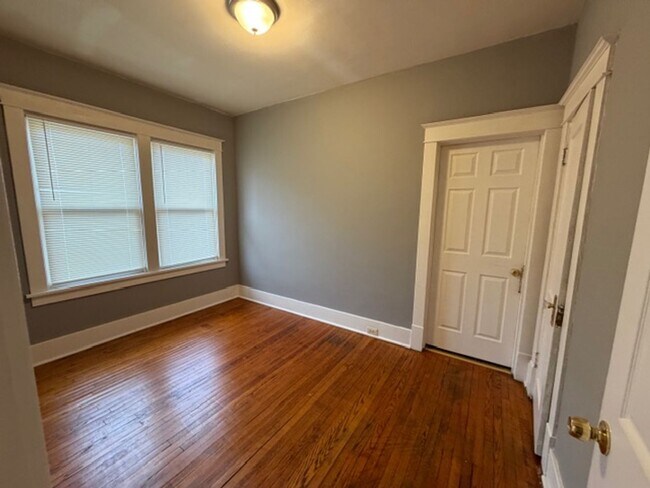 Building Photo - COMING SOON: Heavenly Haven on Hornsby **Section 8 Friendly!**