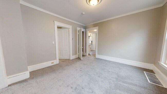 Foto del edificio - Cudell / West Blvd 3 Bedroom Single Family...
