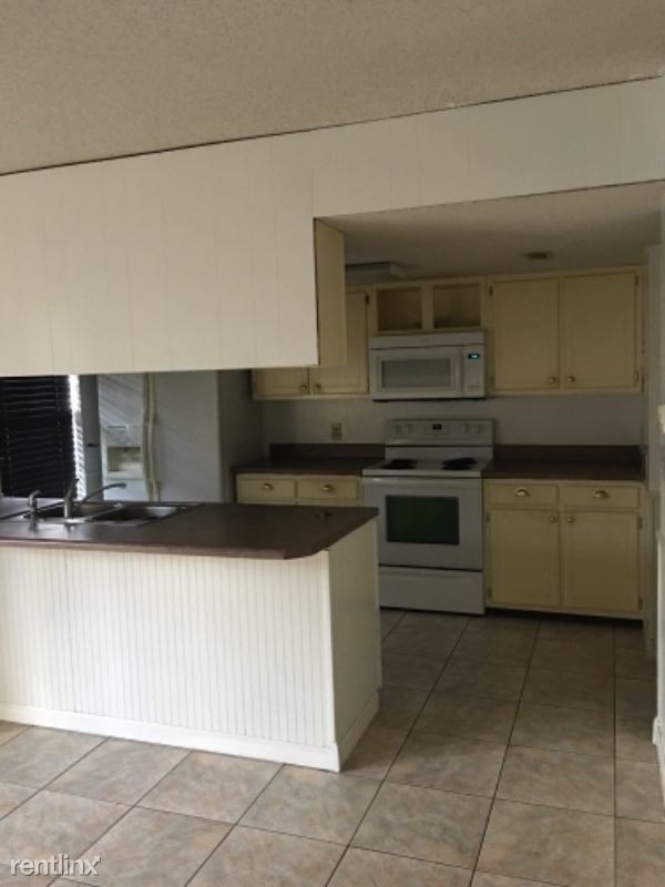 Foto del edificio - 3 br, 2.5 bath Townhome - 2433 Oxford Pl