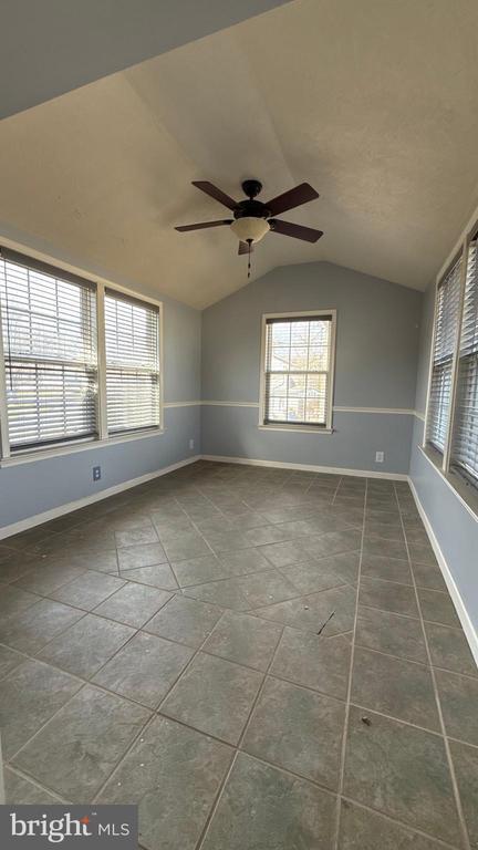 Foto del edificio - 297 Kesselring Ave