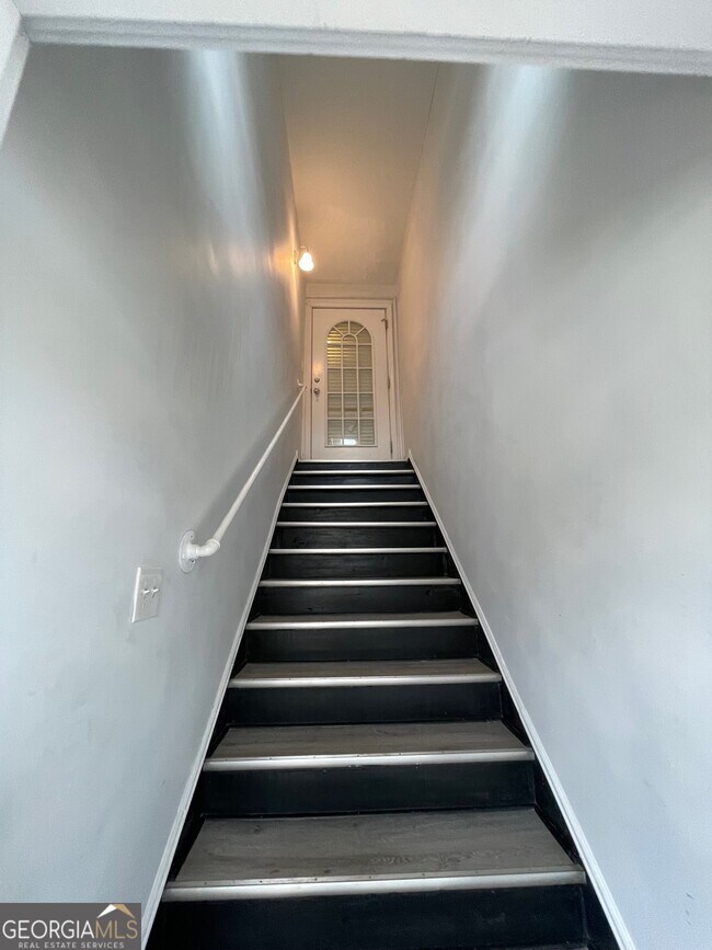 Foto del edificio - 405 N Park St