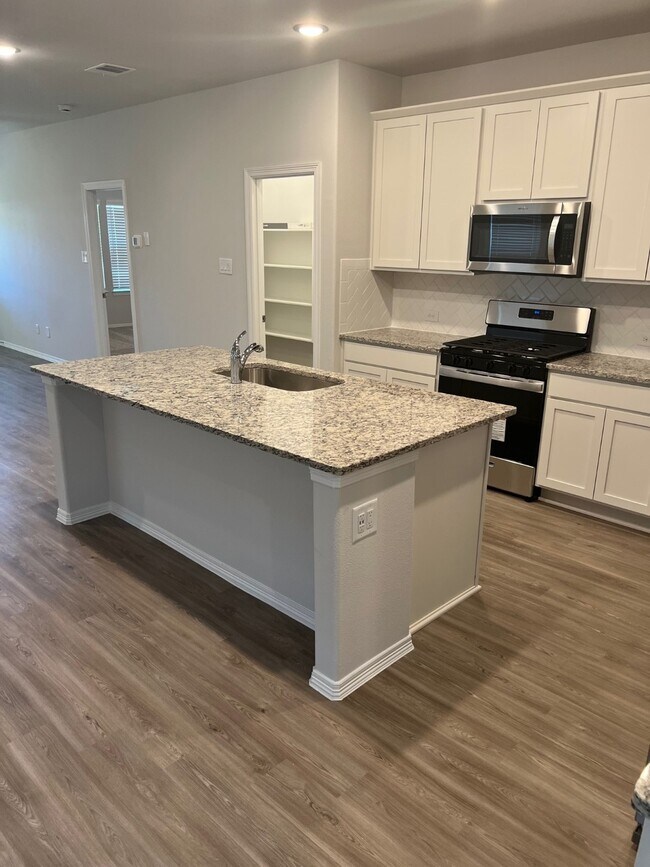 Foto del edificio - 10722 Violet Bloom Dr