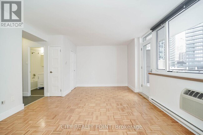 Photo du bâtiment - 55 Isabella St