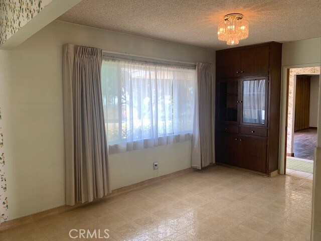 Building Photo - 8550 Red Hill Country Club Dr