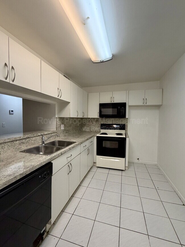 Foto del edificio - 8660 SW 149th Ave