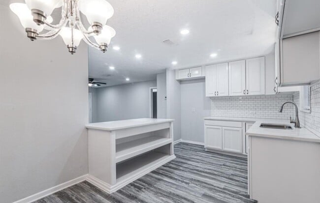 Foto del edificio - 2821 1st Ave N