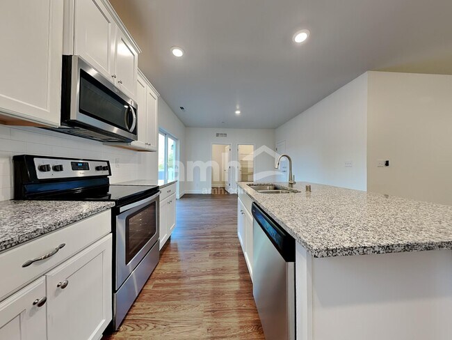 Foto del edificio - 13918 106th Ave E