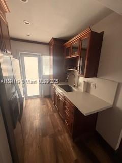 Building Photo - 2208 Bay Dr