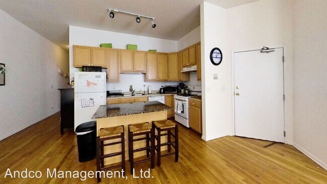 Foto del edificio - 2755 N Lincoln Ave