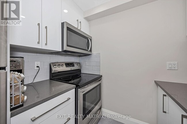 Building Photo - 6532 Bilberry Dr.