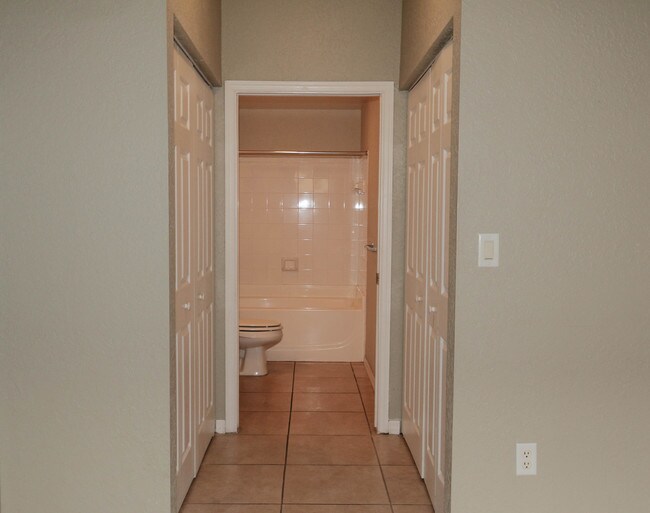 Building Photo - 1805 N Flagler Dr