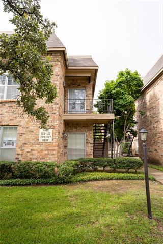 Primary Photo - 4403 Bellaire Dr S
