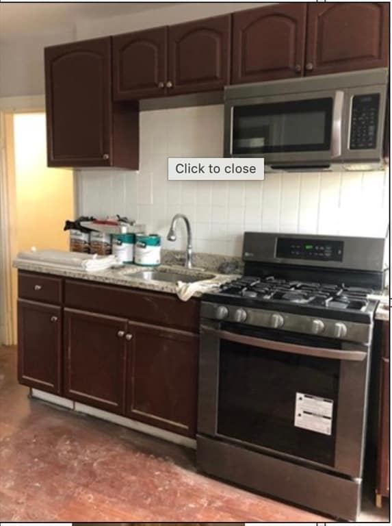 Foto del edificio - 729 Broadway