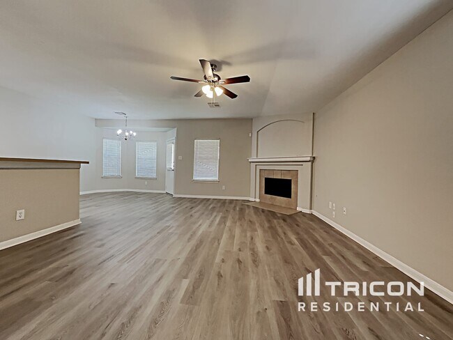 Foto del edificio - 25222 Spring Iris Ln