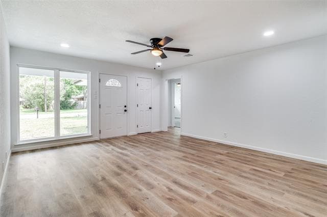 Building Photo - 1208 N Grant Dr