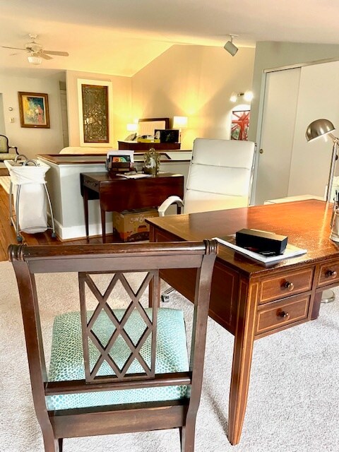 3rd floor loft - 1139 Belvedere St