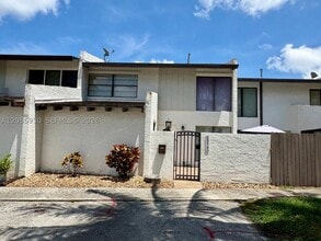Building Photo - 6979 SW 110th Pl