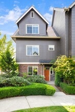 Building Photo - 853 4th Ave NE