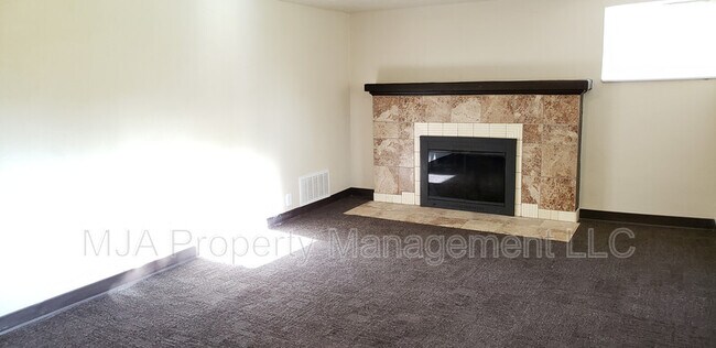 Foto del edificio - 1458 N 300 W