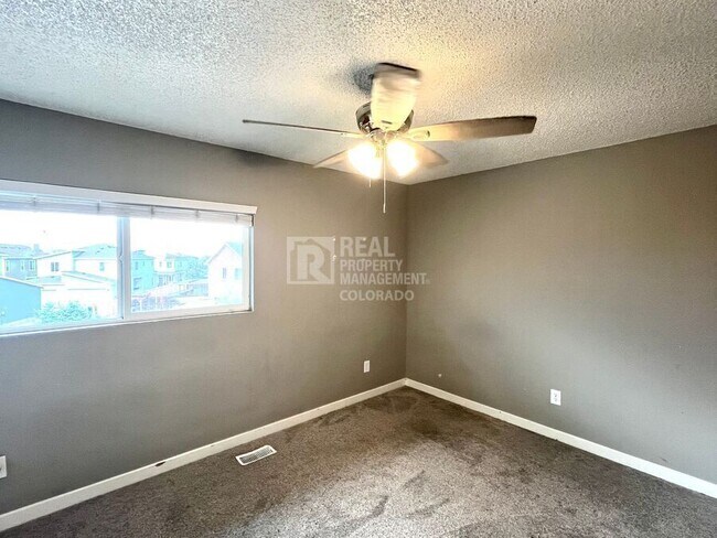 Building Photo - 2399 Washo Cir