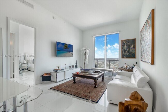 Foto del edificio - 185 SW 7th St
