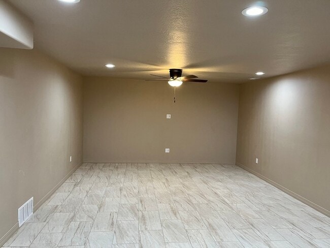 Building Photo - 2658 S 8850 W