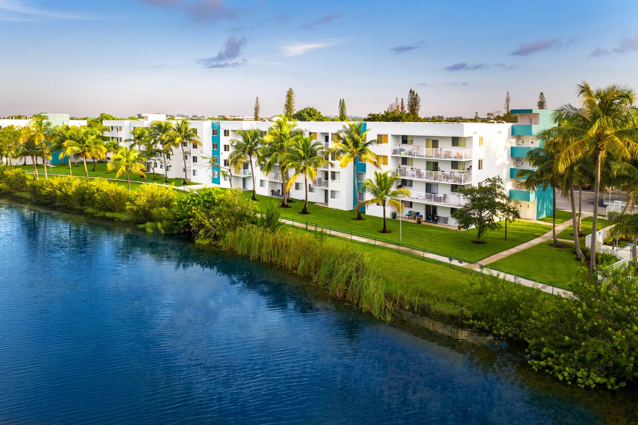 Aqua 2800 Apartment Homes - Oakland Park, FL | Apartments.com