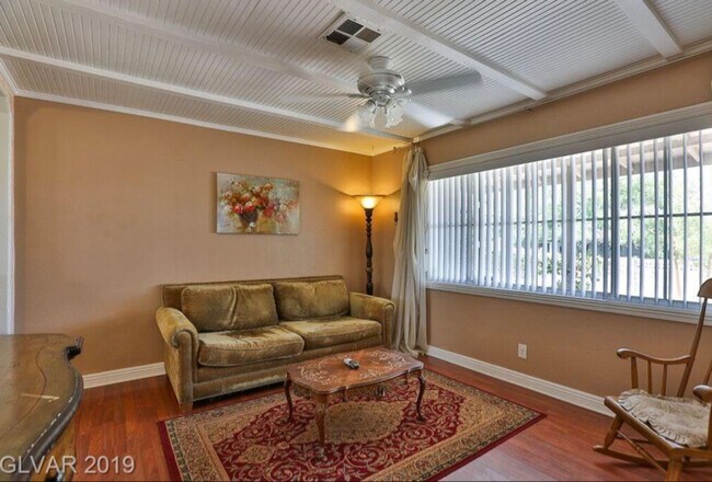 Foto del edificio - 19 Lowery St