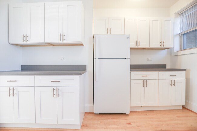 Foto del edificio - 4811 N Ashland Ave