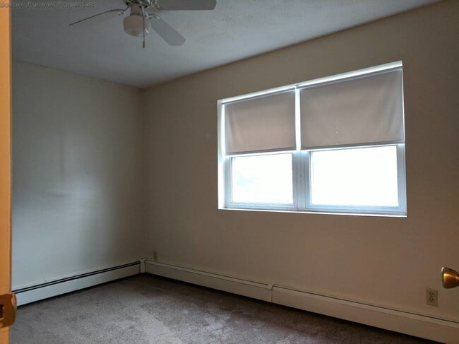 Building Photo - 455 Sea St