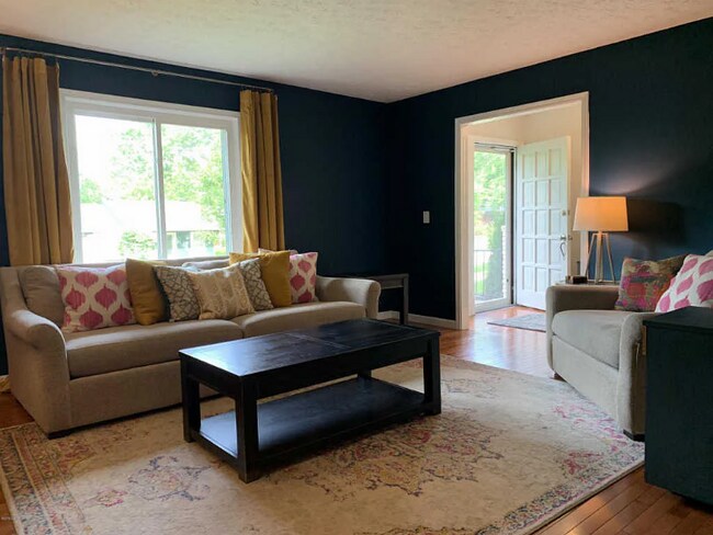 Foto del edificio - 2104 Terriwood Ct