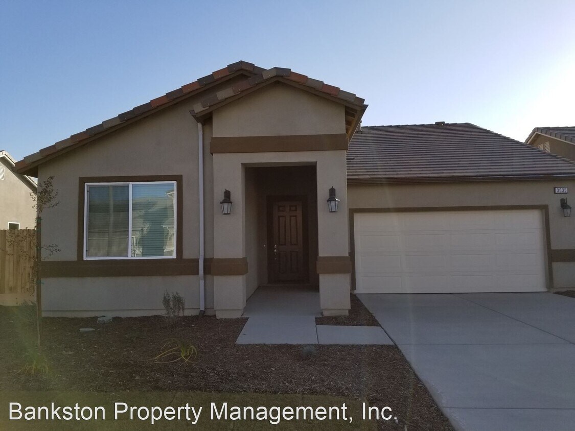Primary Photo - 3 br, 2 bath House - 3035 Bora Ave.