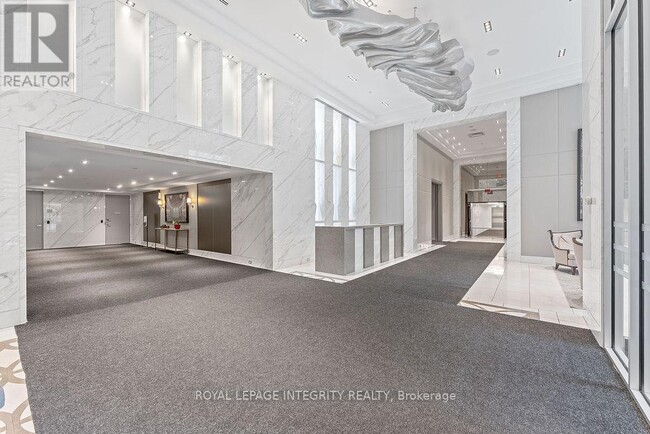 Building Photo - 111 Champagne Ave S