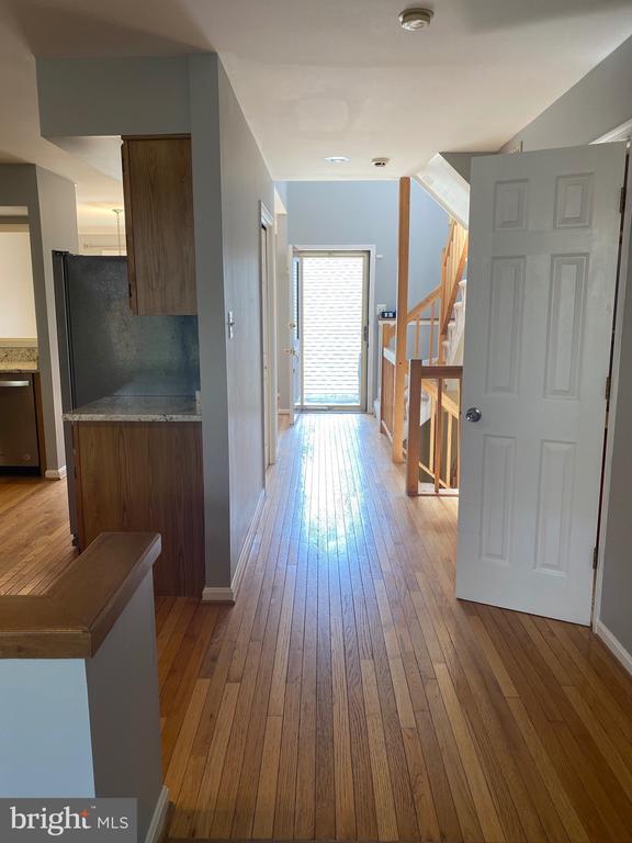 Foto del edificio - 12604 Varny Pl