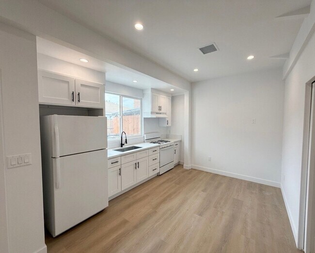 Foto del edificio - Modern 1BR/1BA New Build house in North Inglewood