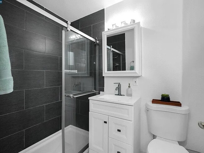 Foto del edificio - 2697 Limerick Rd