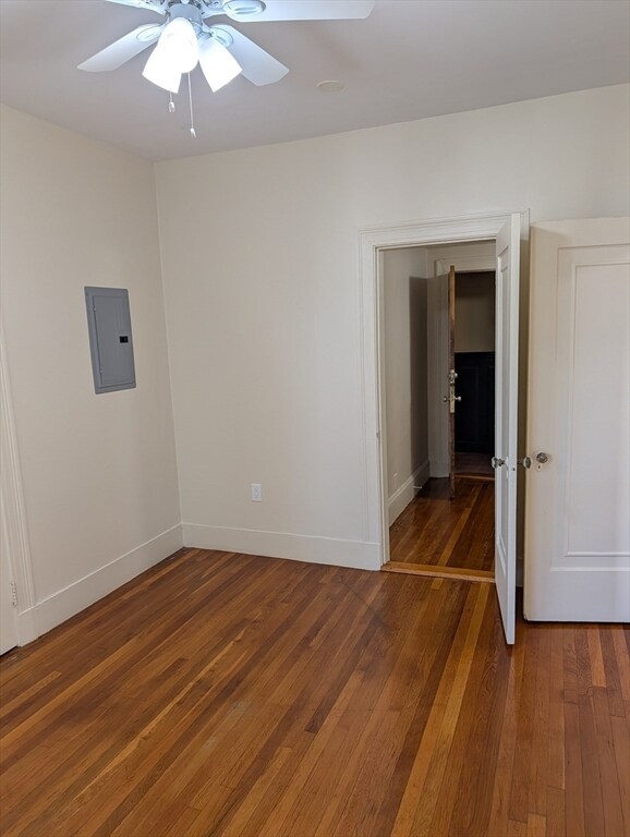 Foto del edificio - 390 Fellsway W