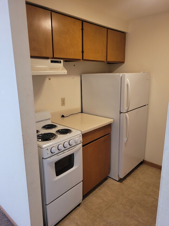Building Photo - 2400-2402 Calypso Rd