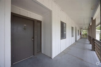 Building Photo - 6519 W Newberry Rd