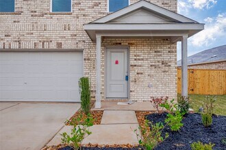 Building Photo - 719 Falling Cave Dr