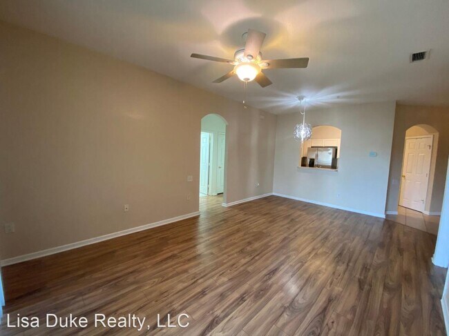 Building Photo - 7990 Baymeadows Rd E