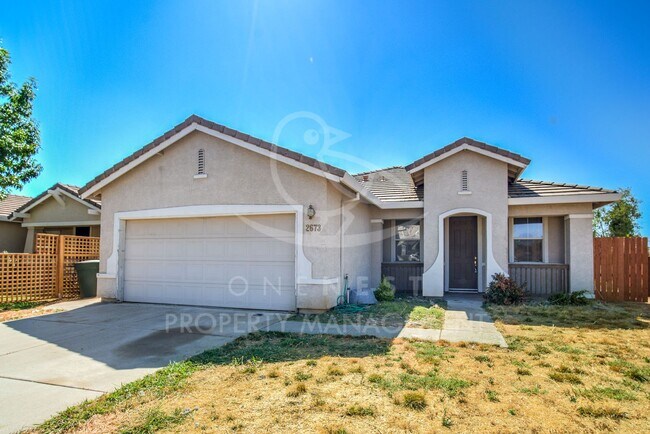 Foto del edificio - Welcome Home | 4-bedroom, 2-bathroom home nestled in the desirable Foskett Ranch area!