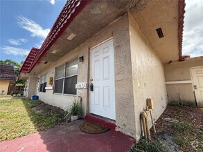 Building Photo - 2011 NW 59th Ave