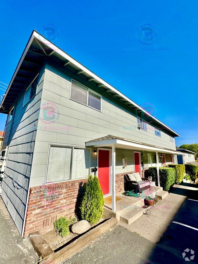 Building Photo - 1658 Idlewild Dr