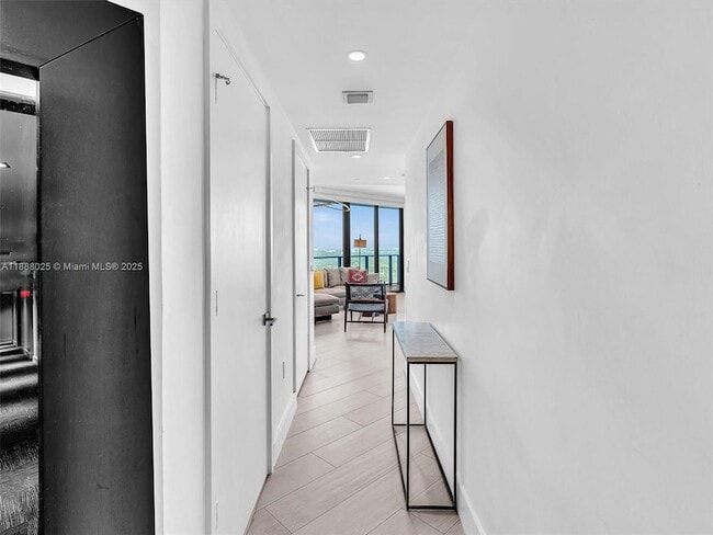 Photo - 121 NE 34th St Apartment