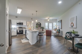 Building Photo - Park Residences Plano
