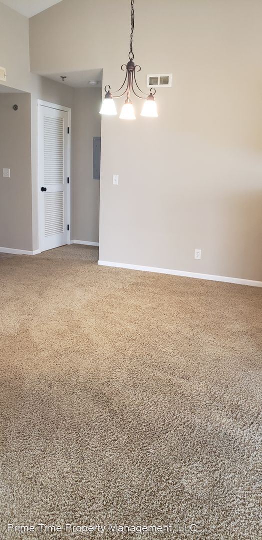 Foto del edificio - 2 br, 2 bath House - 8101 N Lawndale Avenu...