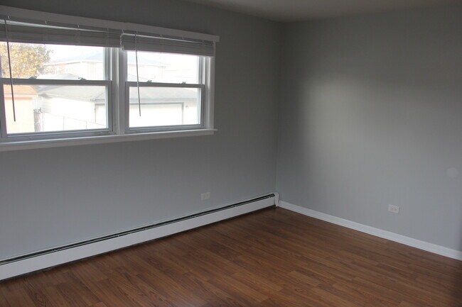 Building Photo - 4516 Park Ave